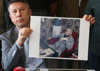 Bu fotoğraflarla Zafer Partisi’ni bıraktı